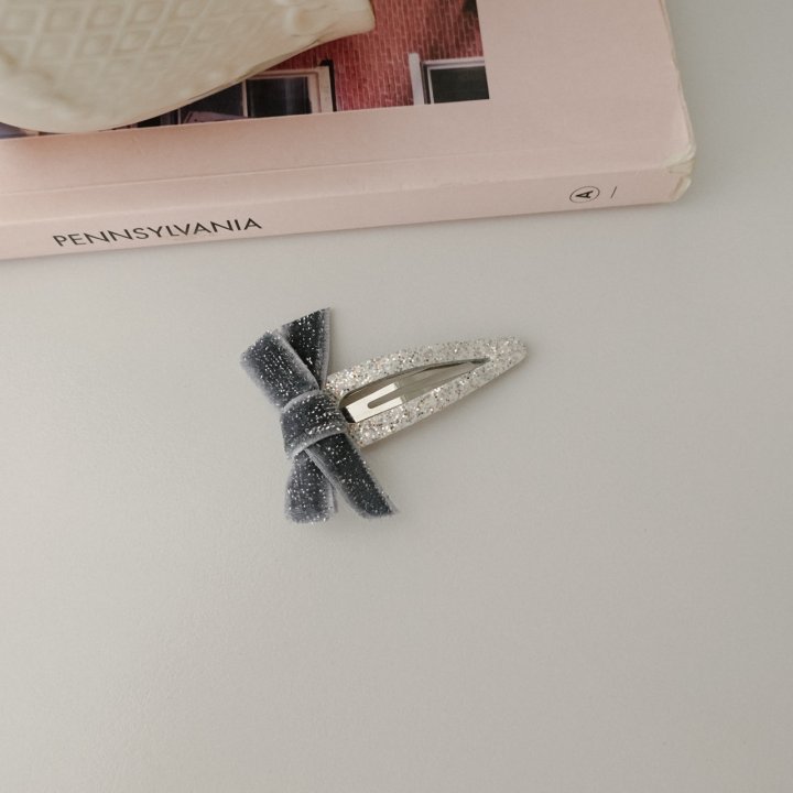Eeiitt - Korean Women Fashion - #restrostyle - Wrinkle Glitter Ribbon Hairpin (set of 2) - 5
