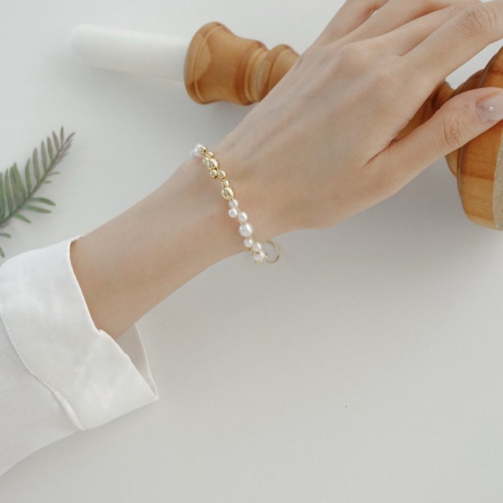 Eeiitt - Korean Women Fashion - #restrostyle - Sharlotte Bracelet - 2