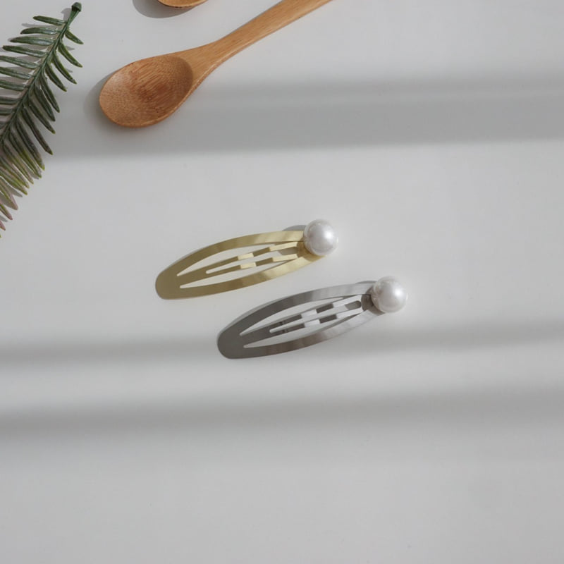 Eeiitt - Korean Women Fashion - #thatsdarling - Big Pearl Hairpin - 3