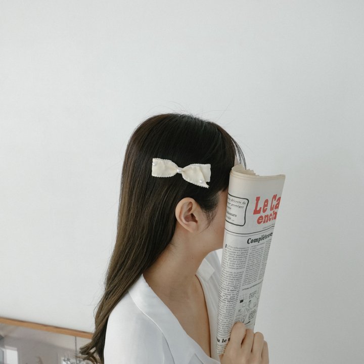 Eeiitt - Korean Women Fashion - #vintageinspired - Serina Ribbon Hairpin (set of 2)