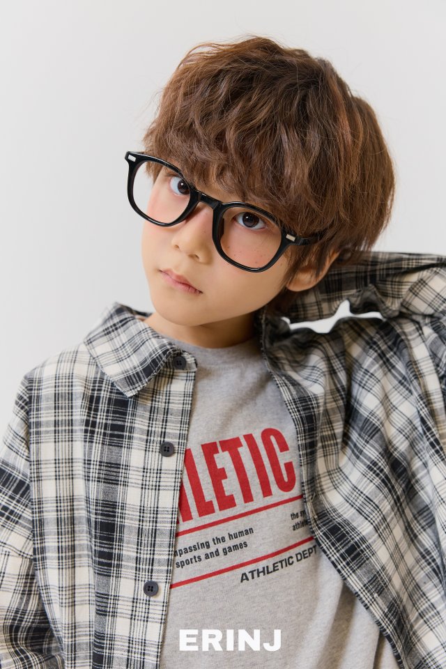 Erin J - Korean Children Fashion - #kidsshorts - Club Short Sleeve Tee - 11