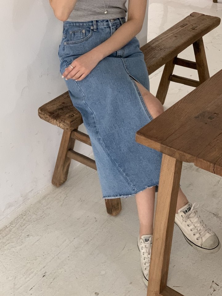 I'm here - Korean Women Fashion - #romanticstyle - Long Slit Cutting Skirt - 2