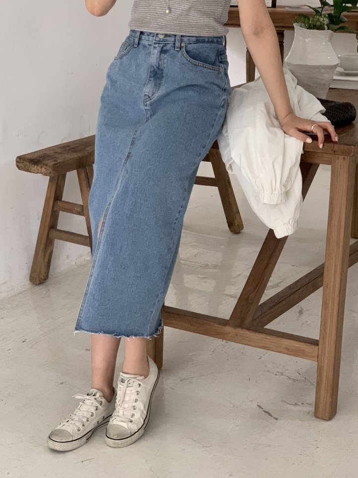 I'm here - Korean Women Fashion - #shopsmall - Long Slit Cutting Skirt - 3