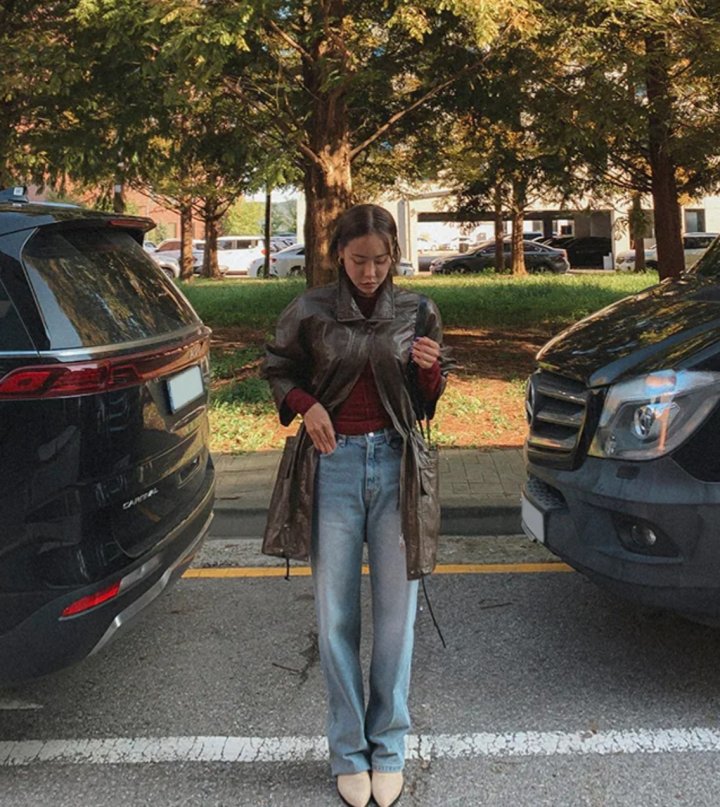 I'm here - Korean Women Fashion - #thatsdarling - Straight Denim Pants