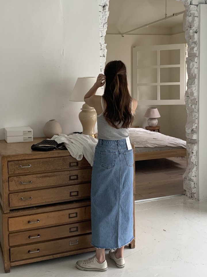 I'm here - Korean Women Fashion - #shopsmall - Long Slit Cutting Skirt - 4