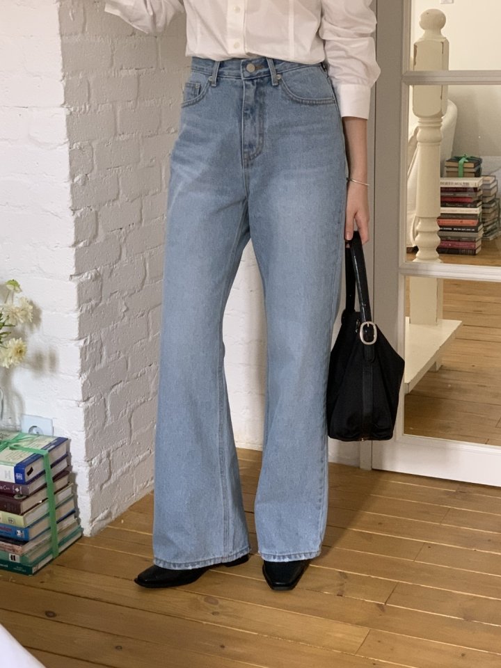 I'm here - Korean Women Fashion - #womensfashion - Light Blue Bottom Vintage Denim Pants - 2