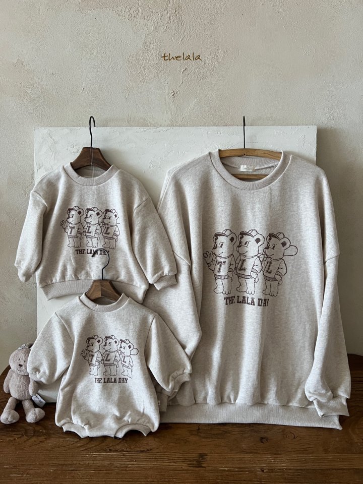Lala - Korean Women Fashion - #womensfashion - MOM Three Bear Sweatshirts - 5