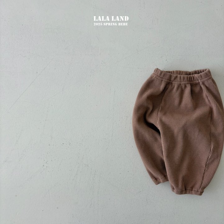 Lalaland - Korean Baby Fashion - #babygirlfashion - Bebe Waffle Pants - 6