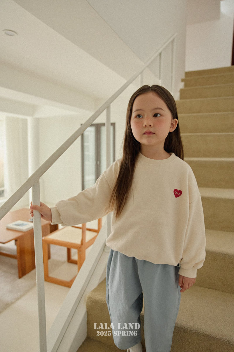 Lalaland - Korean Children Fashion - #prettylittlegirls - Love Heart Sweatshirts - 8