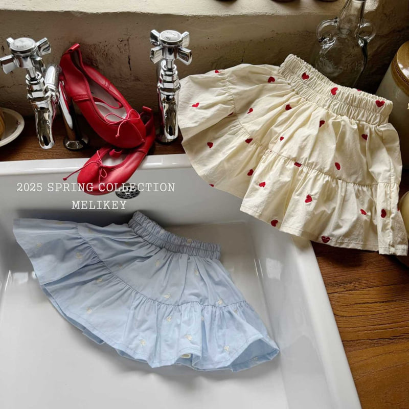 Melikey - Korean Children Fashion - #fashionkids - Heart Embroidery Skirt - 10