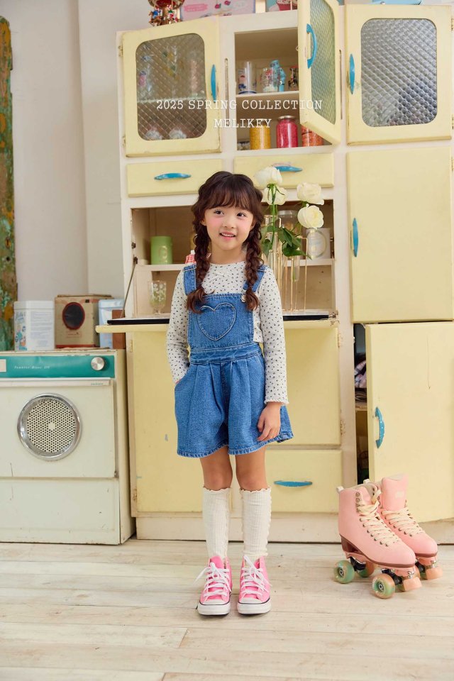 Melikey - Korean Children Fashion - #kidsshorts - Heart Pocket Suspenders Pants - 5