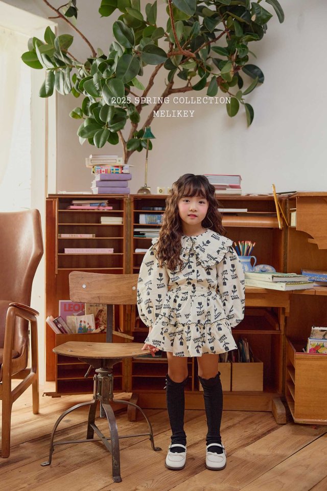 Melikey - Korean Children Fashion - #kidzfashiontrend - Pin Coat Frill Blouse