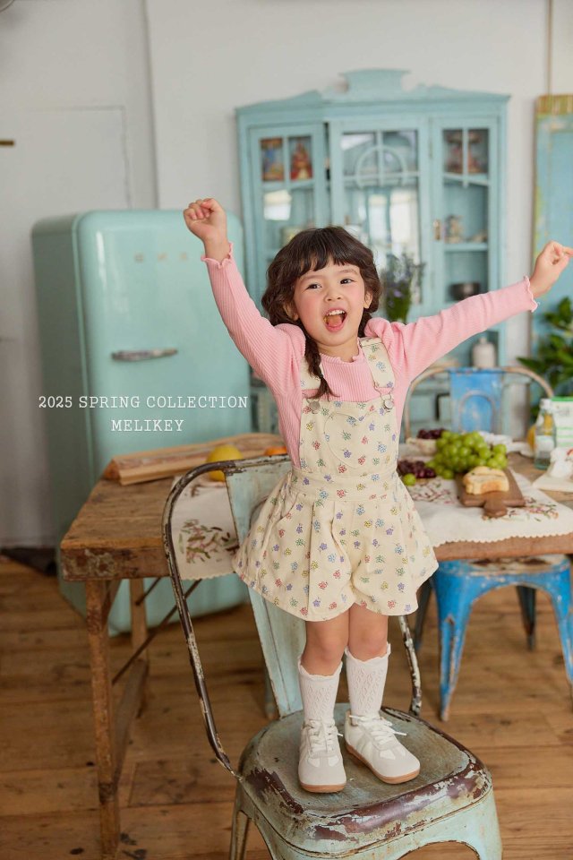 Melikey - Korean Children Fashion - #magicofchildhood - Spring Flower Suspenders Pants - 9