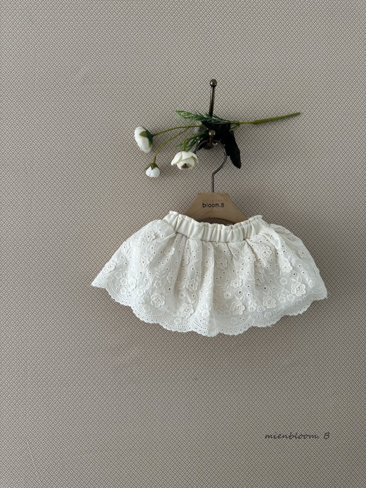 Mienbloom B - Korean Baby Fashion - #babyclothing - Bebe Flower Lace Bloomer - 2
