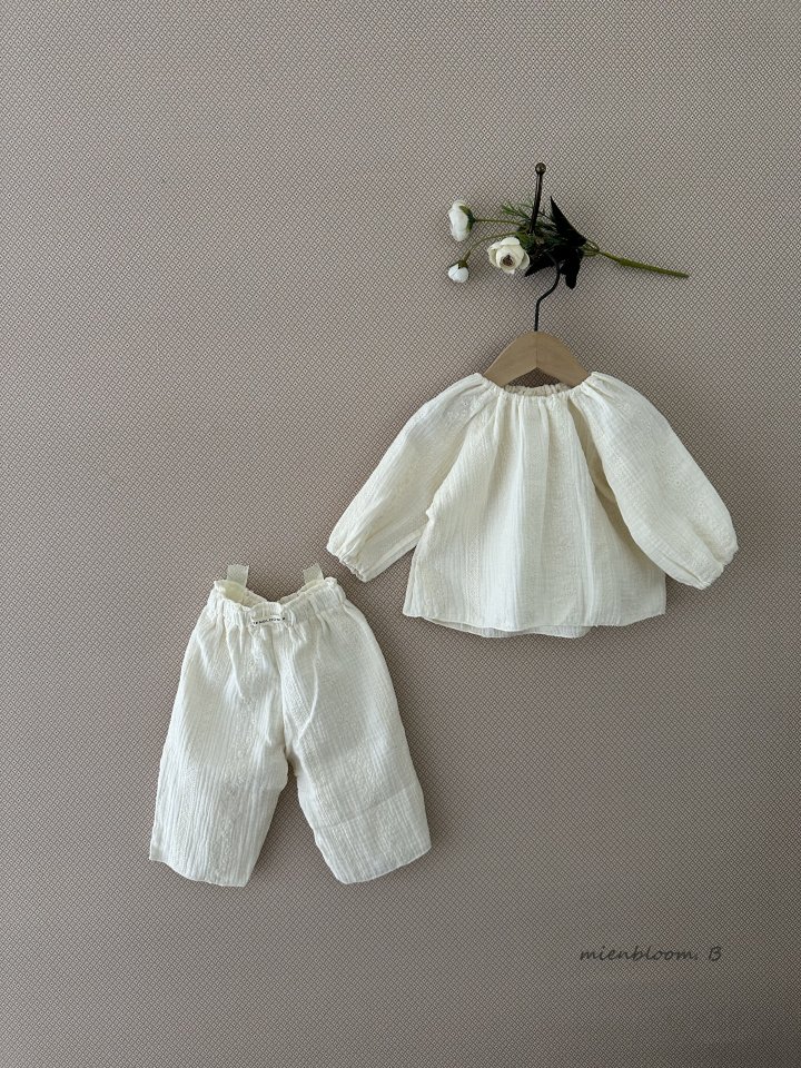 Mienbloom B - Korean Baby Fashion - #onlinebabyshop - Bebe Jour Embroidery Blouse - 2