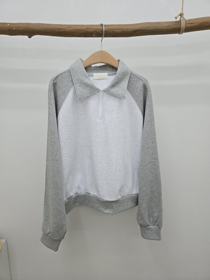 Most - Korean Women Fashion - #momslook - Colored Collar Tee - 2