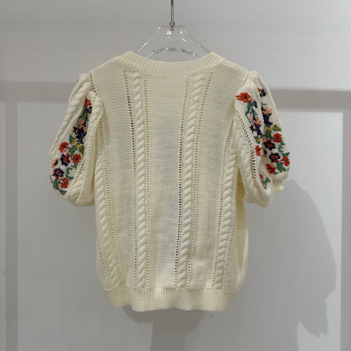 Neroli36 - Korean Women Fashion - #momslook - Embroidery Puff Knit Top - 3