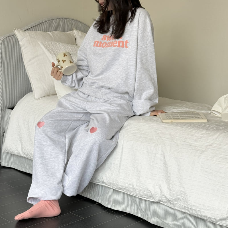 Ninibello - Korean Women Fashion - #vintageinspired - adult heart embroidered jogger Pants - 11