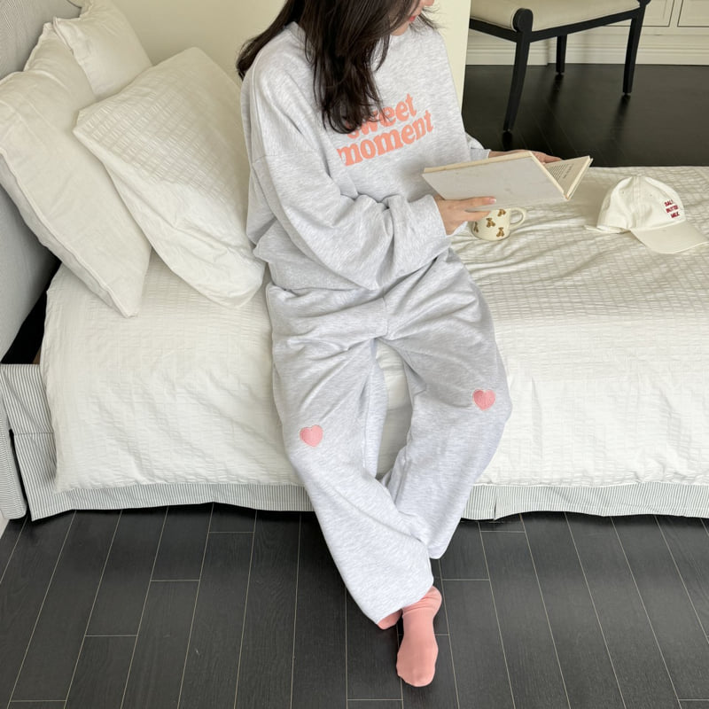 Ninibello - Korean Women Fashion - #momslook - adult heart embroidered jogger Pants - 4