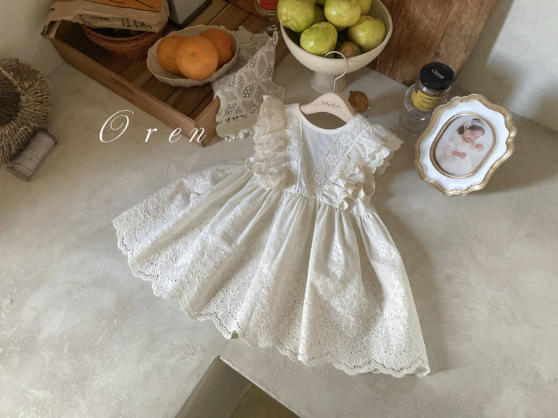 Oren - Korean Baby Fashion - #babyoutfit - Andrea Embroidered Apron - 2