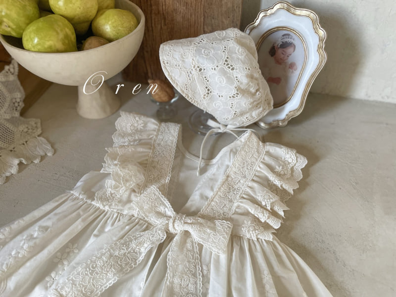 Oren - Korean Baby Fashion - #onlinebabyboutique - Andrea Embroidered Apron - 5