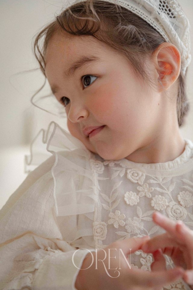 Oren - Korean Children Fashion - #childofig - Flower Embroidery Bustier - 9