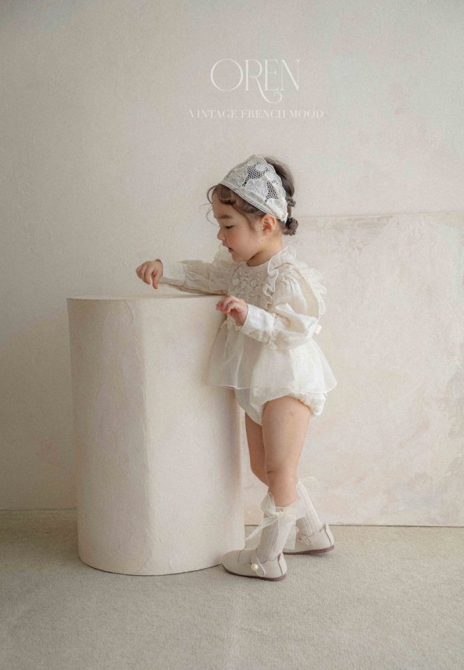 Oren - Korean Children Fashion - #kidsshorts - Flower Embroidery Bustier