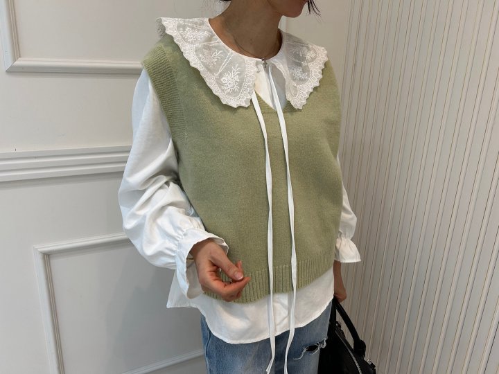 Pearls room - Korean Women Fashion - #pursuepretty - V-neck Vest Set - 2