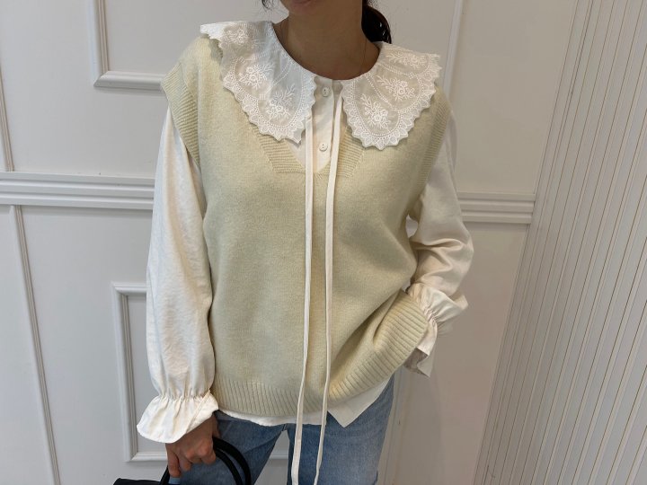 Pearls room - Korean Women Fashion - #restrostyle - V-neck Vest Set - 4