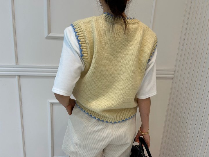 Pearls room - Korean Women Fashion - #thatsdarling - Raglan Knit Vest - 5