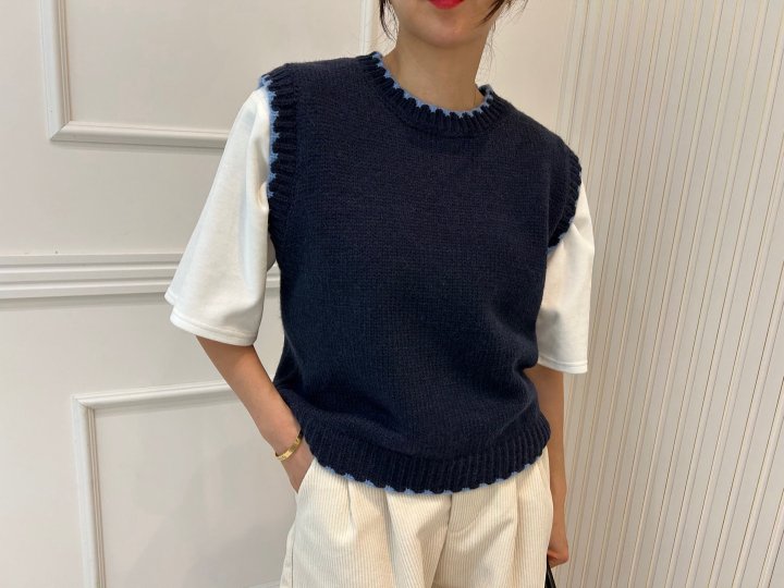 Pearls room - Korean Women Fashion - #womensfashion - Raglan Knit Vest - 8