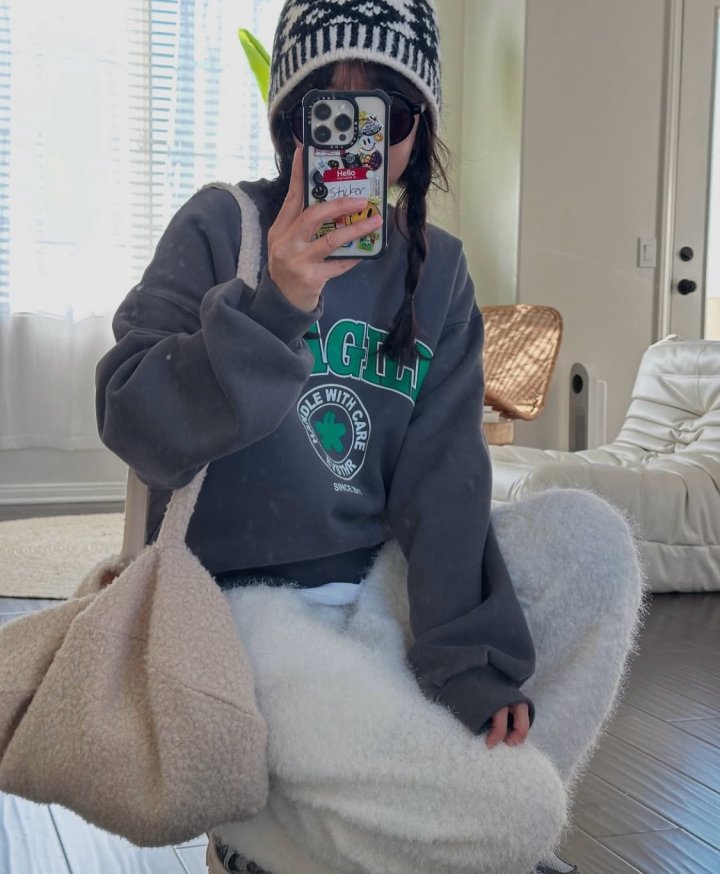 Via - Korean Women Fashion - #momslook - Clover Sweatshirts - 2