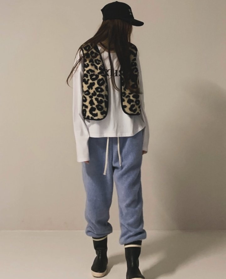 Via - Korean Women Fashion - #momslook - Leo Vest - 9