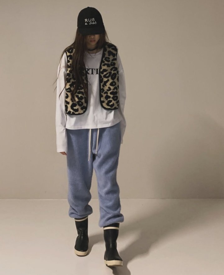 Via - Korean Women Fashion - #pursuepretty - Leo Vest