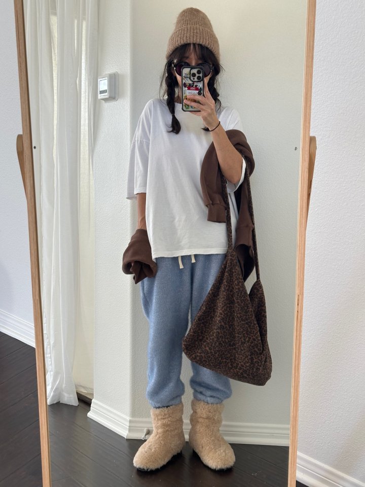 Via - Korean Women Fashion - #restrostyle - Single Vintage Tee - 2