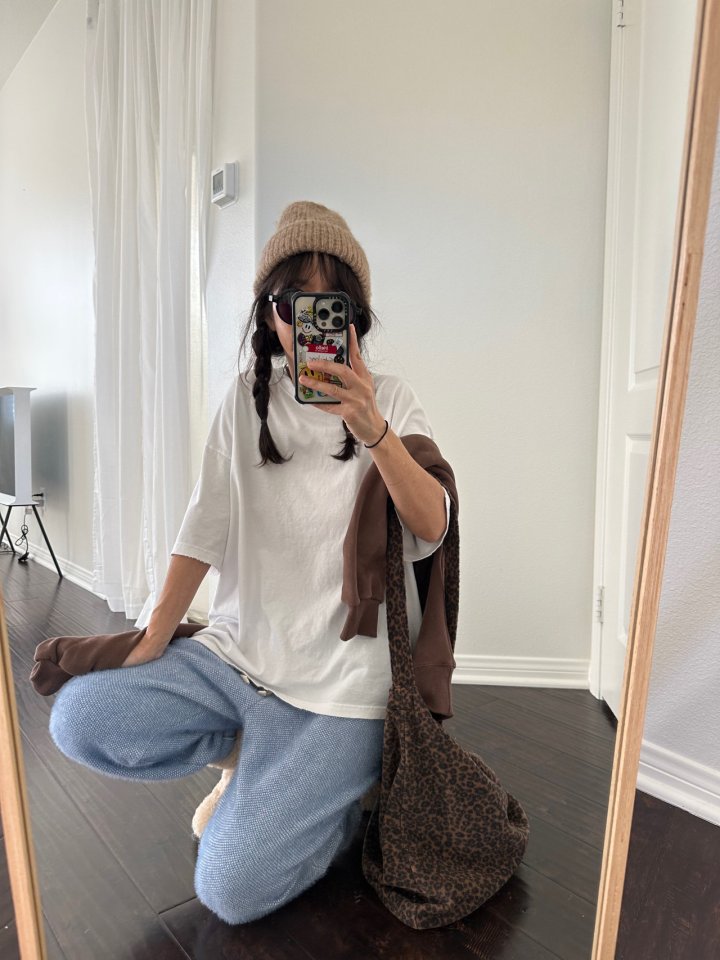 Via - Korean Women Fashion - #romanticstyle - Single Vintage Tee - 4