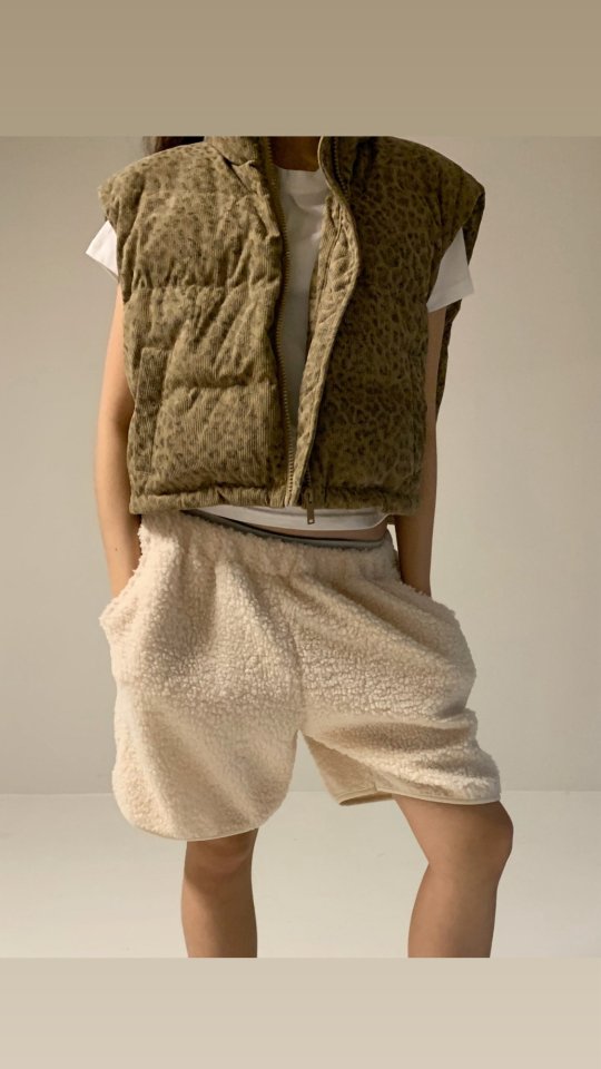 Via - Korean Women Fashion - #shopsmall - Leo Padding Vest - 11
