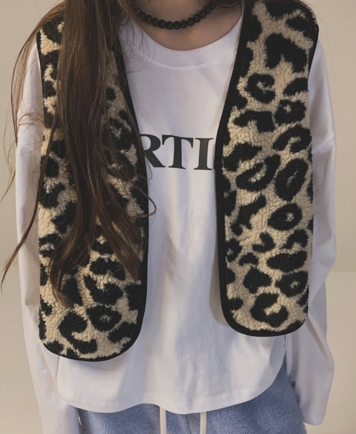 Via - Korean Women Fashion - #thelittlethings - Leo Vest - 6