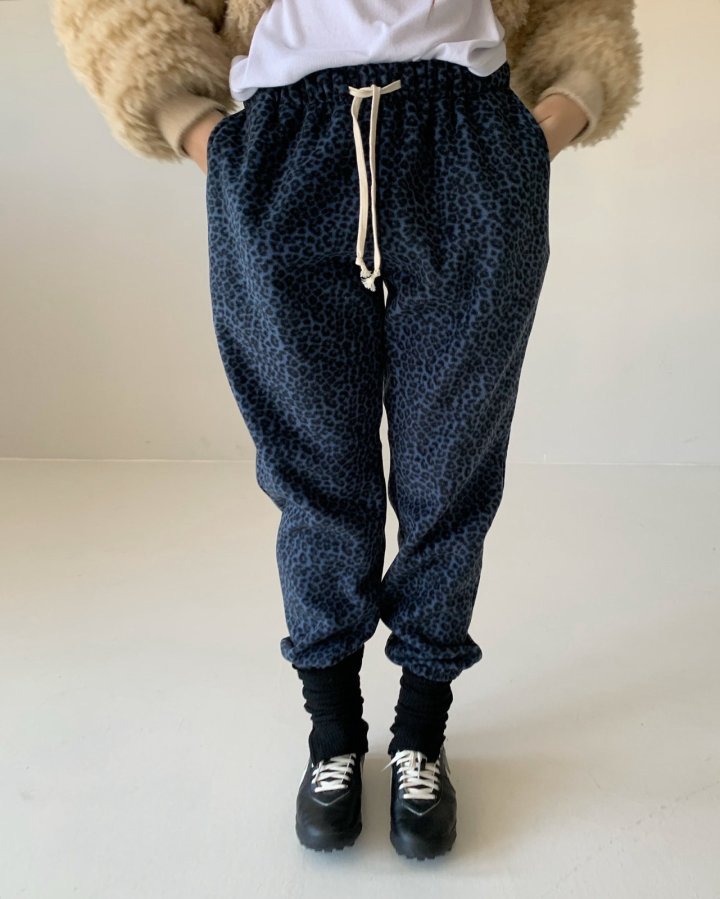 Via - Korean Women Fashion - #thelittlethings - Pola Leopard Pants