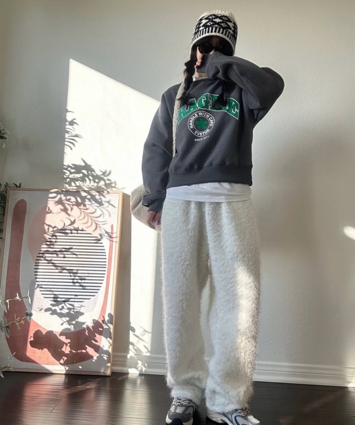 Via - Korean Women Fashion - #womensfashion - Clover Sweatshirts