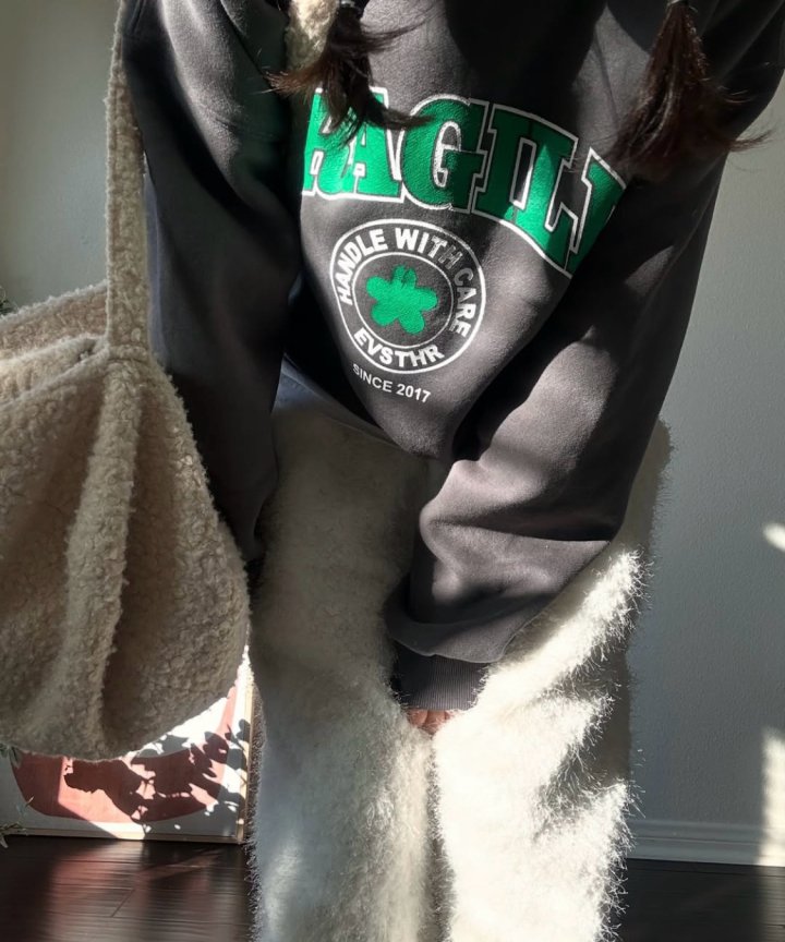 Via - Korean Women Fashion - #womensfashion - Clover Sweatshirts - 5