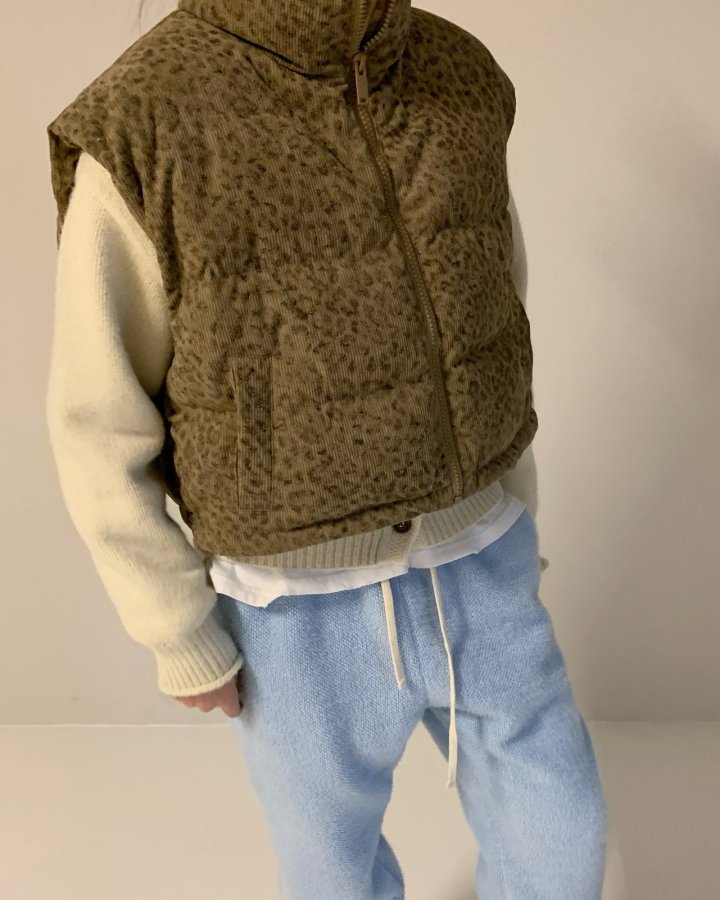 Via - Korean Women Fashion - #womensfashion - Leo Padding Vest - 5