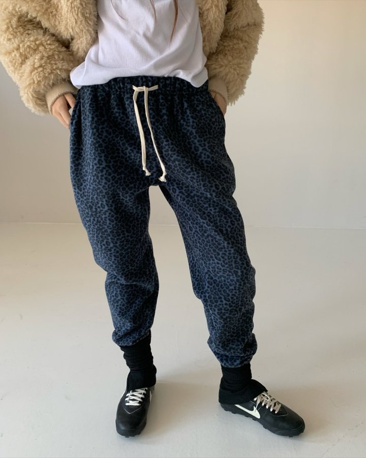 Via - Korean Women Fashion - #womensfashion - Pola Leopard Pants - 7