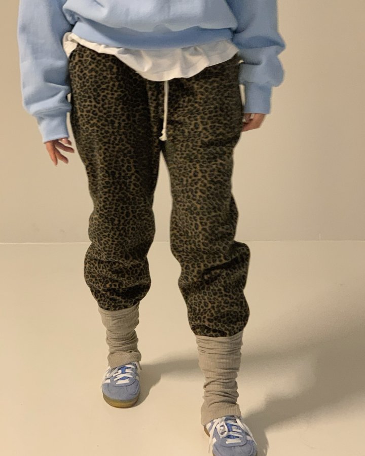 Via - Korean Women Fashion - #womensfashion - Pola Leopard Pants - 2