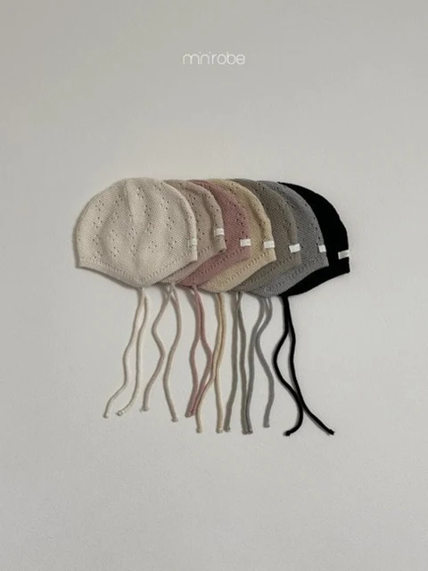 Spring Eyelet Bonnet
