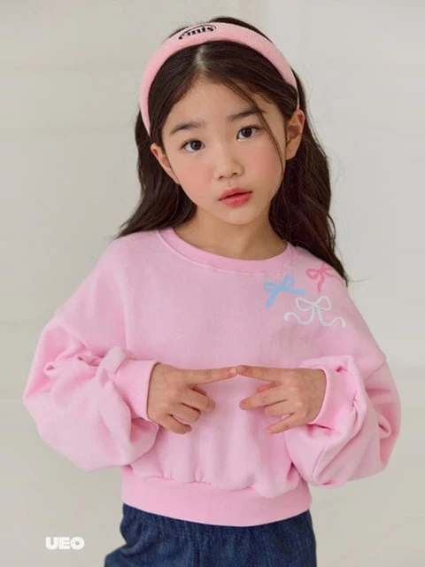 Volume Crop Sweatshirts