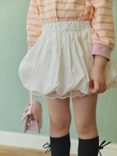 Balloon Lace Skirt Balloon Lace Skirt