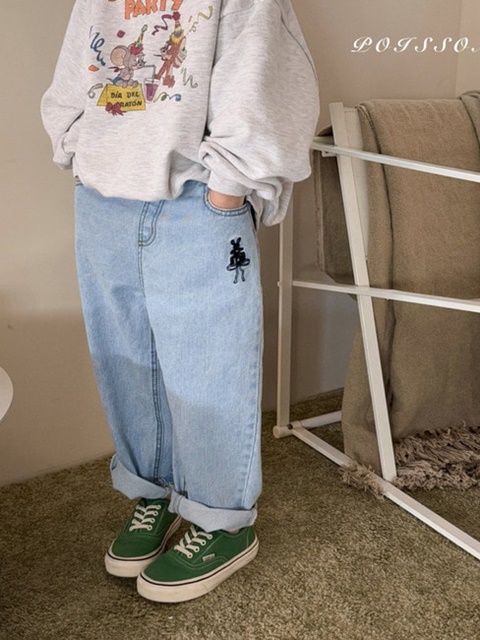 Rabbit Embroidery Denim Pants Rabbit Embroidery Denim Pants