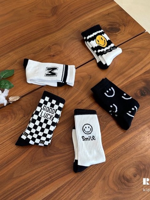 Black White Socks (set of 5)
