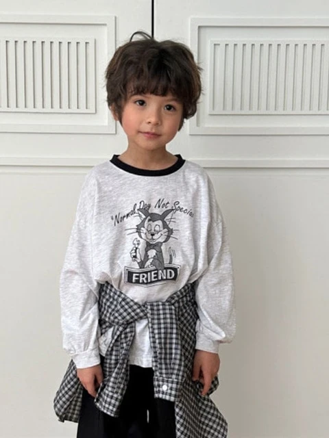 Normal Day Raglan Tee